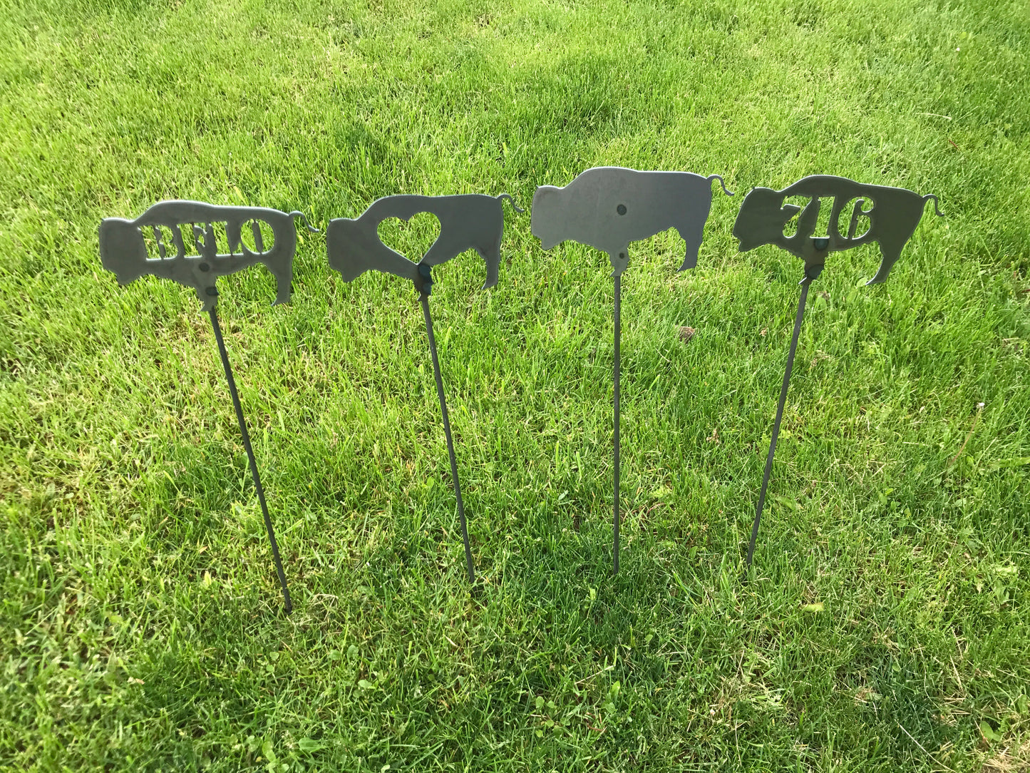 Buffalo Metal  yard stakes raw steel BFLO Heart 716