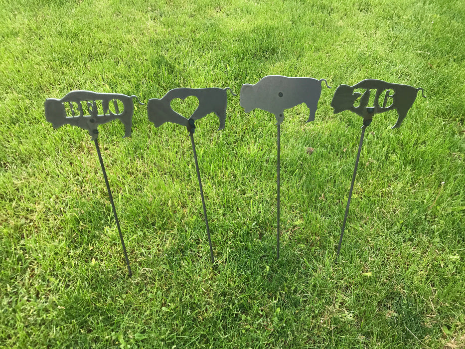 Buffalo Metal  yard stakes raw steel BFLO Heart 716